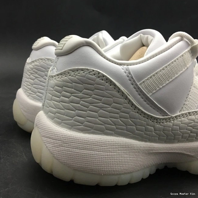 Jordan Low White Heiress 11 897331-100 Frost Air 0804